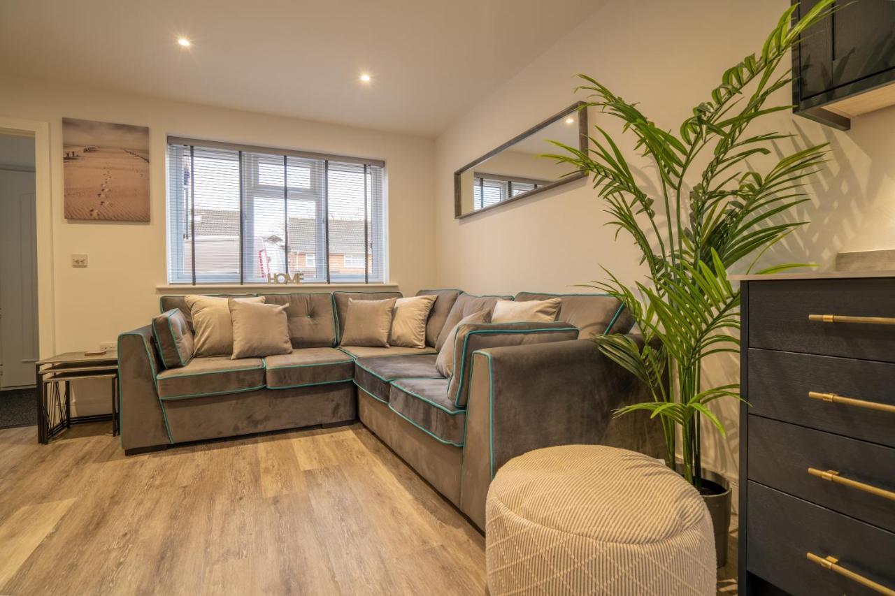 Mill Road Ground Floor Apartment Crawley  Extérieur photo