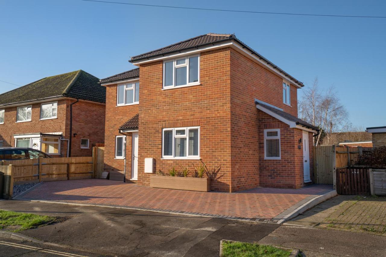 Mill Road Ground Floor Apartment Crawley  Extérieur photo